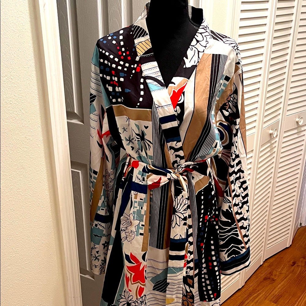 SHEIN CURVE Multicolor Patterned Kimono Robe Dress